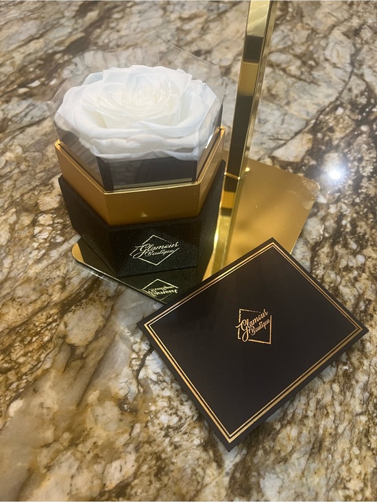 Glamour Boutique Other - Glamour Boutique Preserved White Rose!
